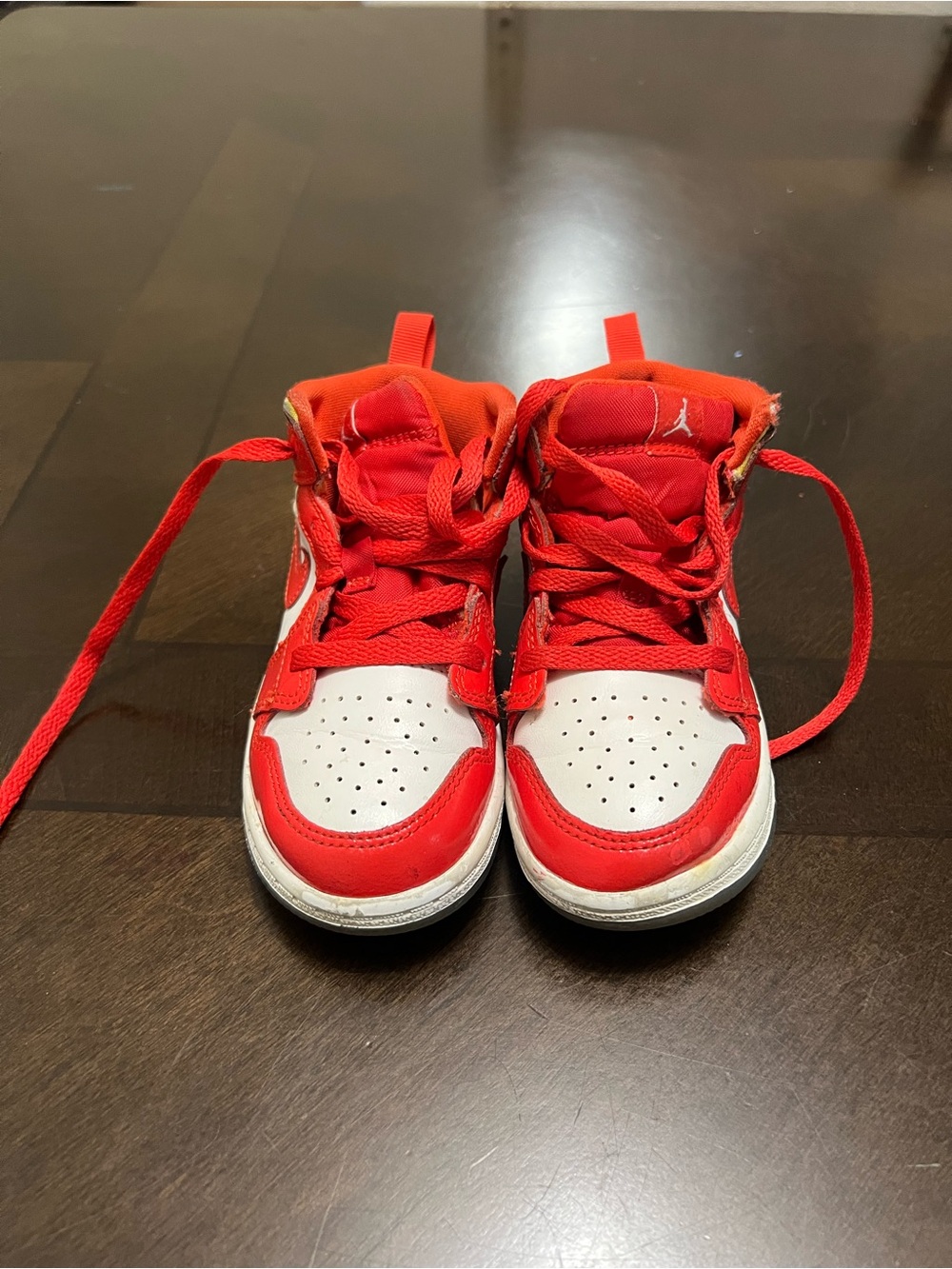 Jordan Retro 1 Red and White. Size 8. Used condition.